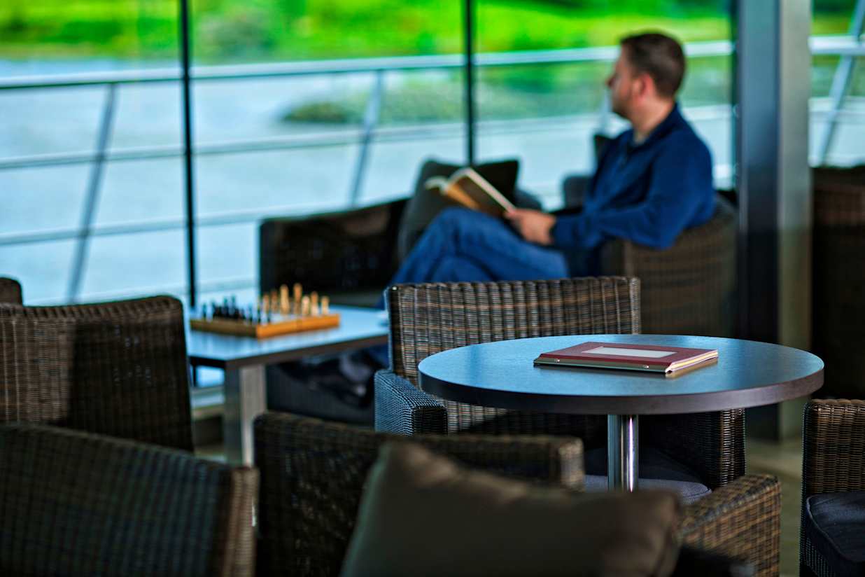 Avalon Vista Club Lounge